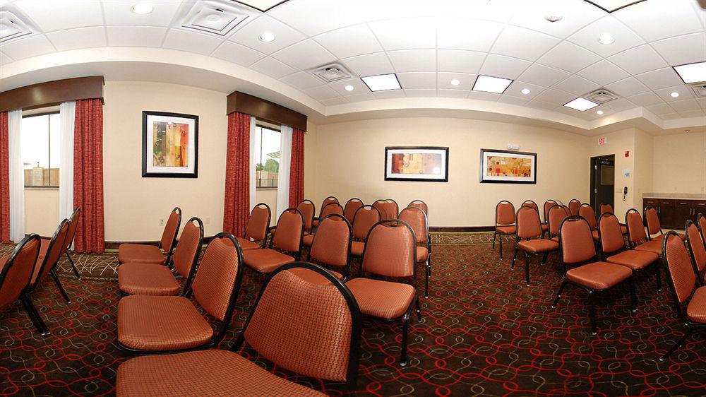 Holiday Inn Express & Suites Houston South - Near Pearland By Ihg Exterior photo