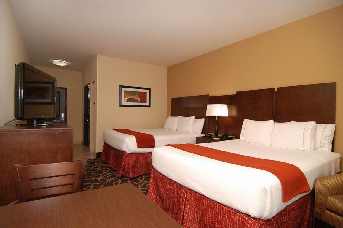 Holiday Inn Express & Suites Houston South - Near Pearland By Ihg Exterior photo
